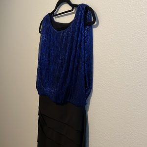 Sleeveless shimmery dress. Size 8.